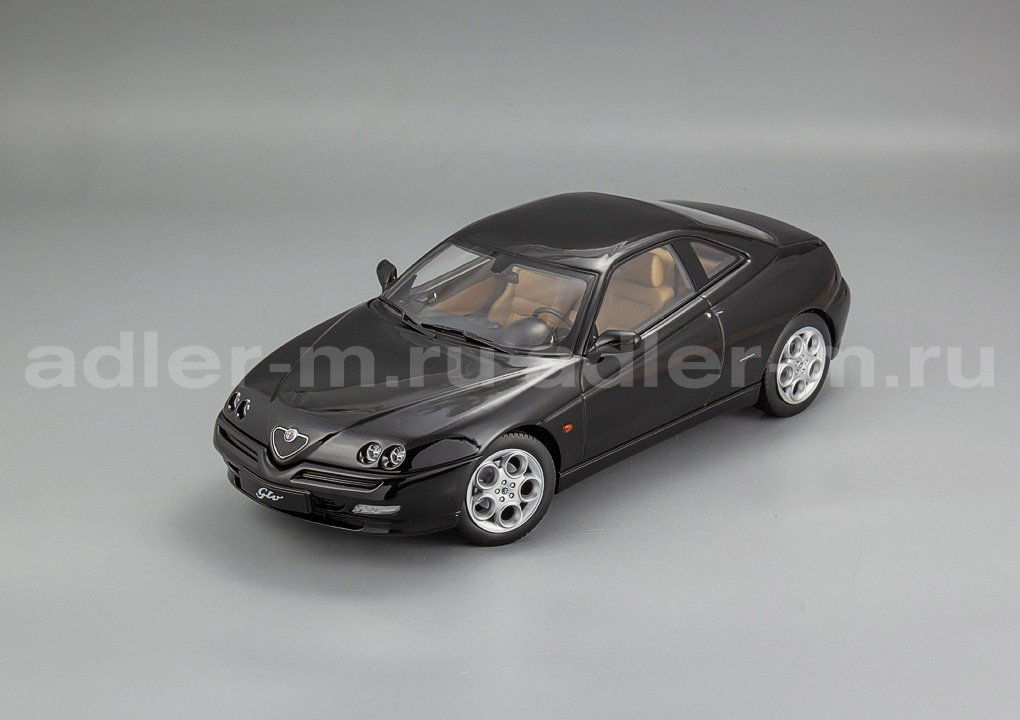 NOREV 1:18 Alfa Romeo GTV - 1999 (black) 187841