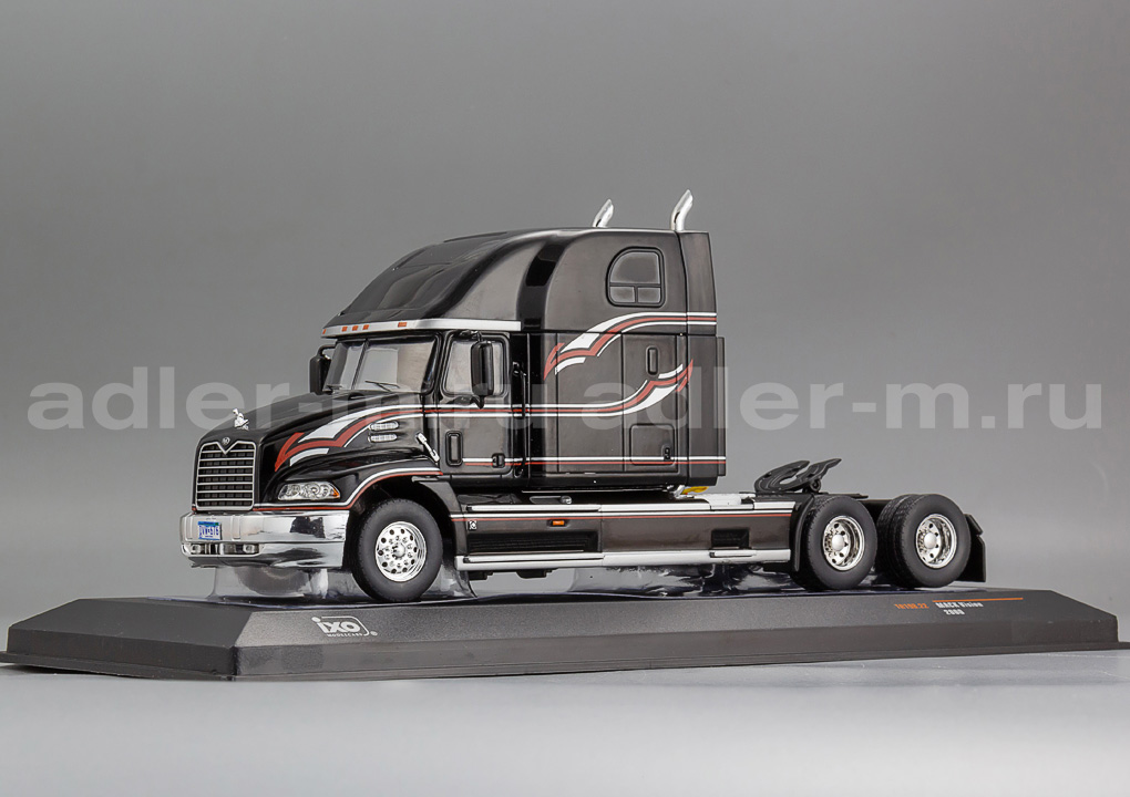 IXO 1:43 Mack Vision - 2000 (black / silver / red) TR198