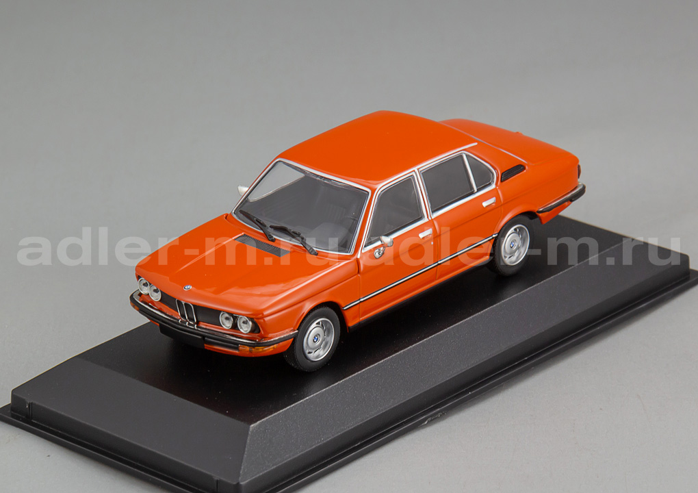 MINICHAMPS (MAXICHAMPS) 1:43 BMW 520 - 1972 (red) 940023006