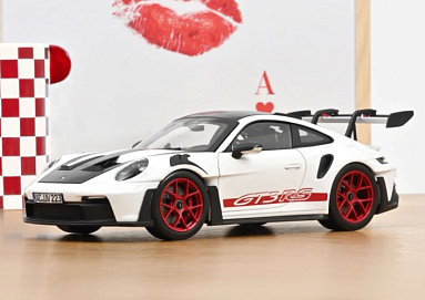 Porsche 1:18 Porsche 911 GT3 RS Weissach Pack (992) - 2022 (White/Black/Pyro Red) 187373