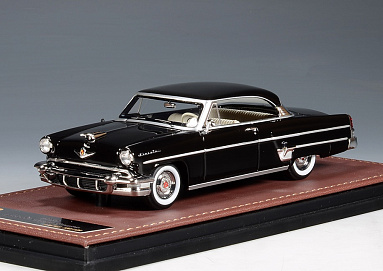 Lincoln 1:43 Lincoln Capri Coupe Hardtop - 1954 (black) GLM102001