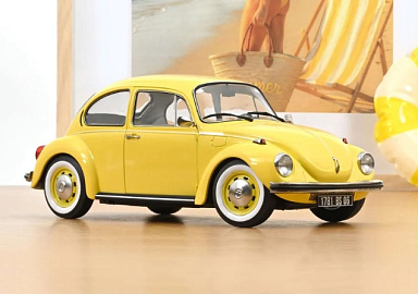 Volkswagen 1:18 Volkswagen Beetle 1303 - 1973 (Pastel Yellow) 188675