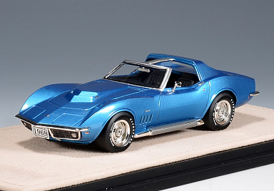 Chevrolet 1:43 Chevrolet Corvette Stingray L88 Coupe T-Roof (открытый) - 1969 (Lemans Blue Metallic) STM690001