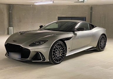 Aston Martin 1:18 Aston Martin DBS 770 Ultimate (apex grey) 70236