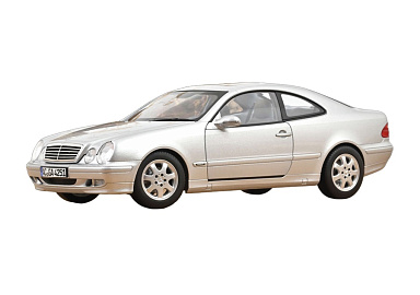 Mercedes-Benz 1:18 Mercedes-Benz CLK-Class Avantgarde (C208) - 2000 (Brillant Silver) 183335