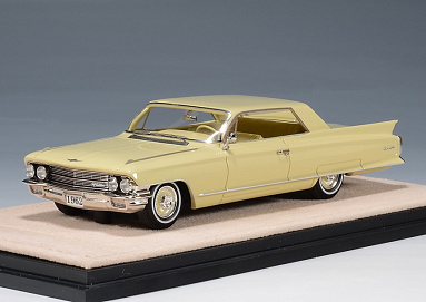 Cadillac 1:43 Cadillac Coupe de Ville - 1962 (Maize) STM62603