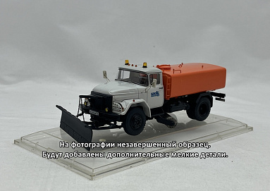  1:43 Автомобиль Поливомоечный «КО–713-01» (шасси УАМЗ-431410) - 1999 г. Томск 113054