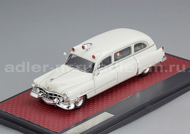 Cadillac 1:43 Cadillac Superior Ambulance - 1951 (УЦЕНКА!) MX20301-462_DIS